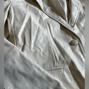 Forever 21 snakeskin faux leather blazer (M)